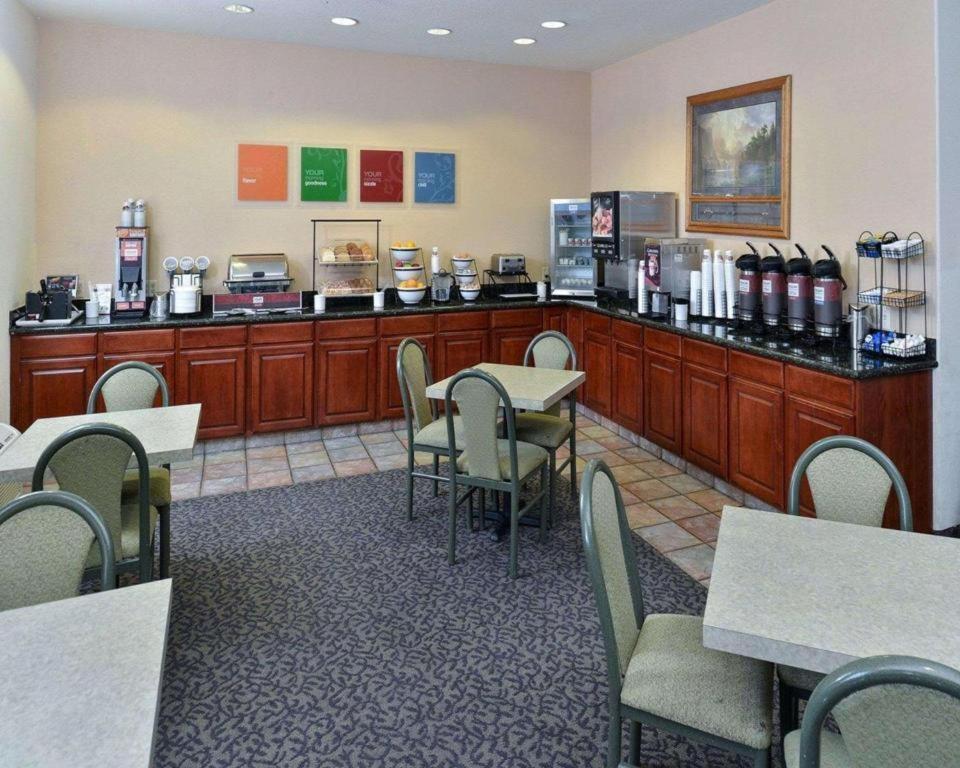 Hotel Comfort & 2*
