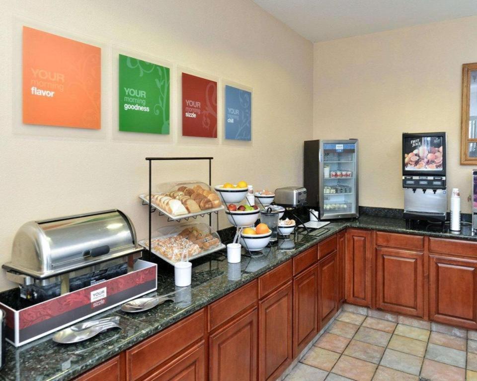 Hotel Comfort &